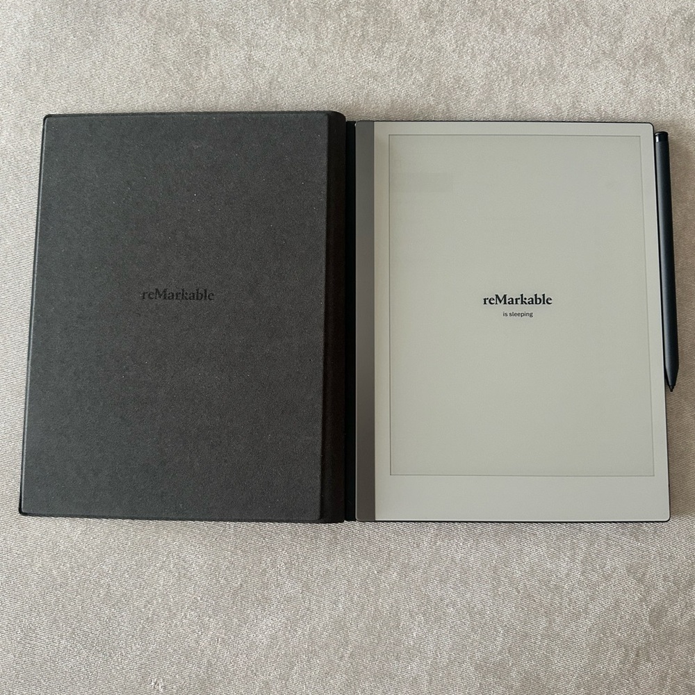 reMarkable 2 - 10.3” Tablet w/ Marker Plus & Gray Polymer Weave Folio - Picture 2 of 5
